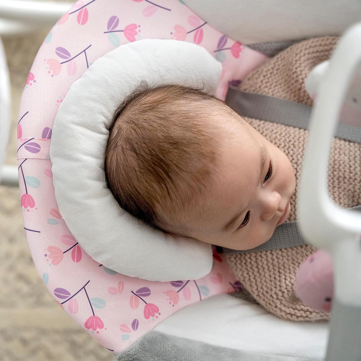 SwingEase – Elektrische Babywippe mit 6 Schaukelstufen